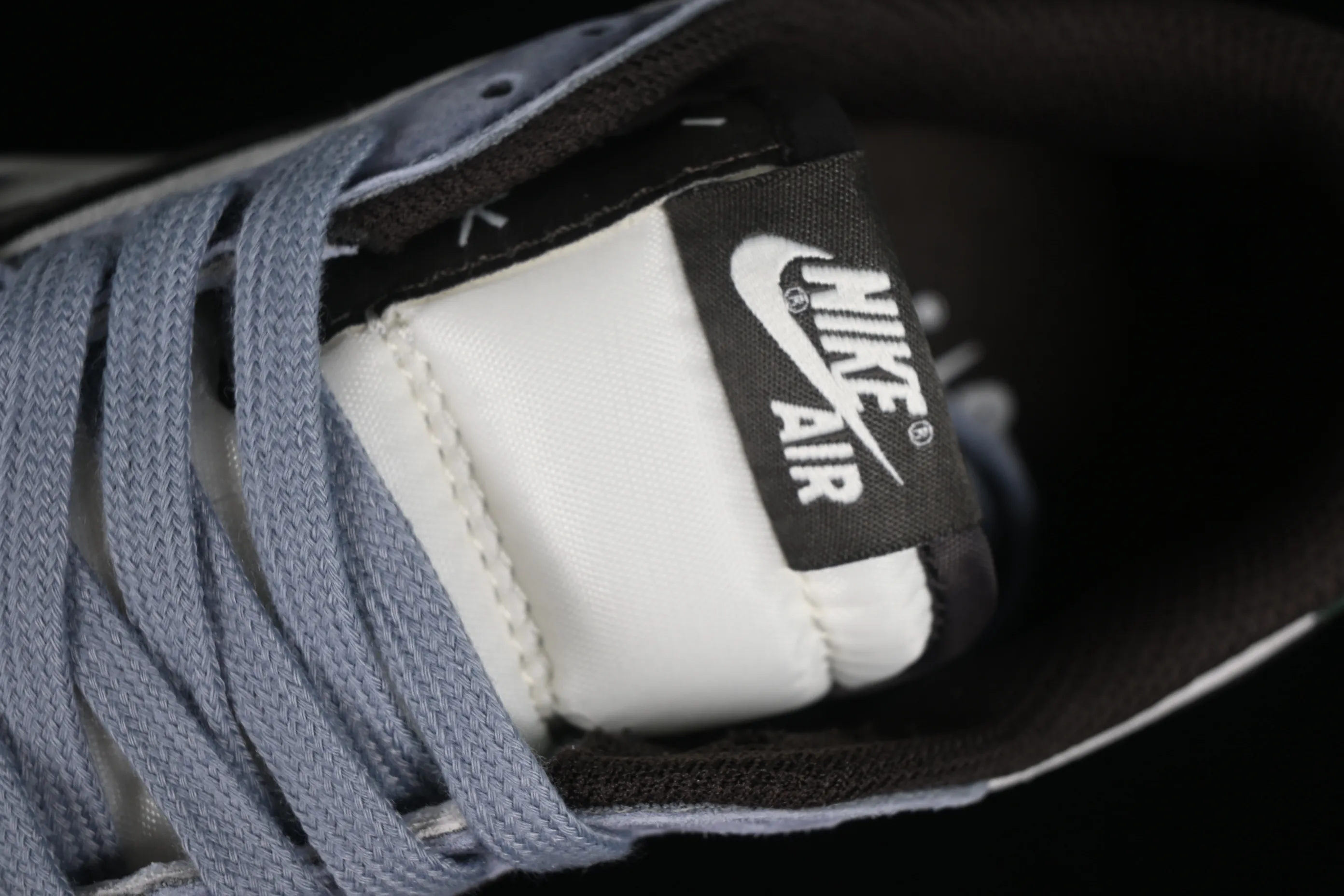 All Categories Air Jordan Jordan Series Basketball Shoes Air Jordan 1 Low Travis Scott x Air Jordan 1 Low OG AJ1 Joe 1 Reversed Overhook Joint Style Casual Sports Basketball Shoes DM7866-820